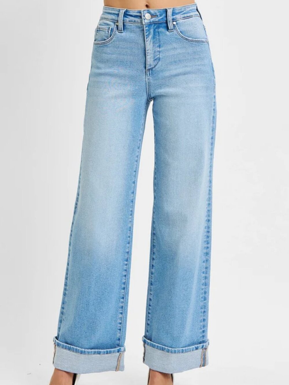Risen | High Rise Tummy Control Light Wash Wide Leg Cuffed Denim Jeans NWT 15/32